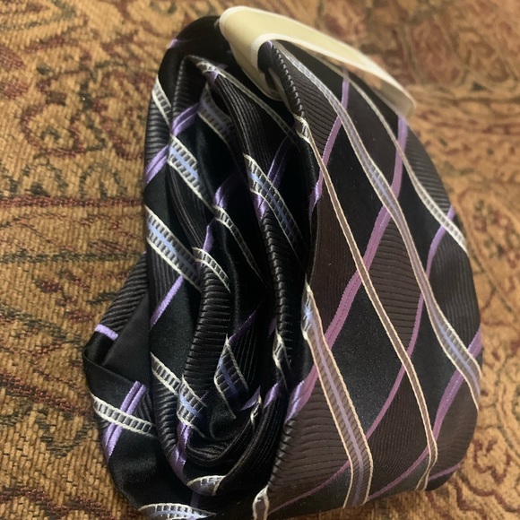 Michael Kors Tie - Picture 11 of 11
